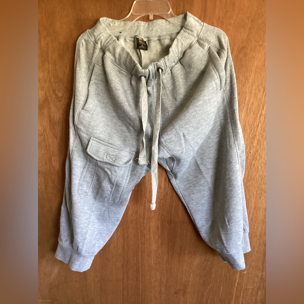 Vibes Gold, Large, Gray Slim Straight